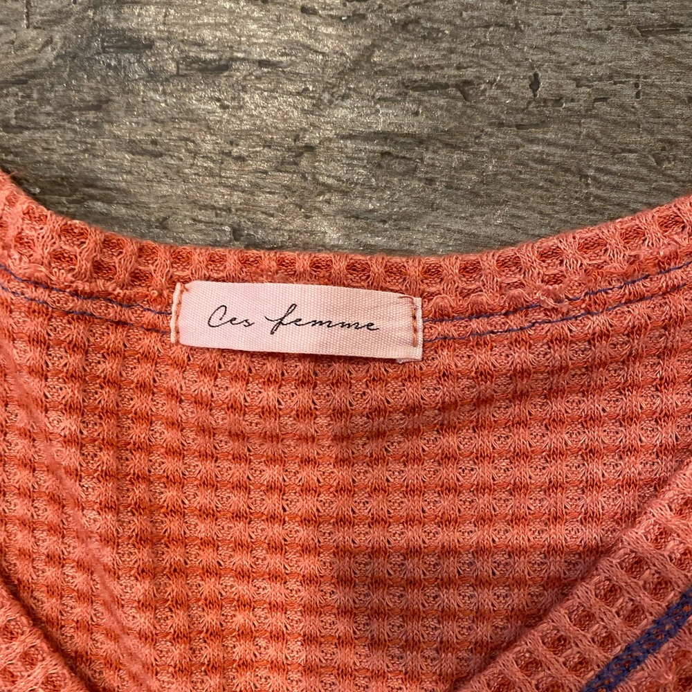 Women’s orange v neck top- S - Picture 2 of 3